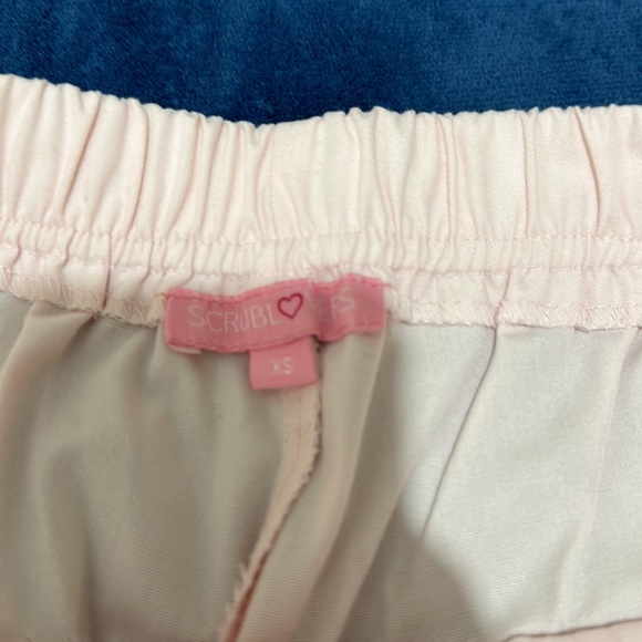 Scrub Top and Pants - Picture 9 of 10